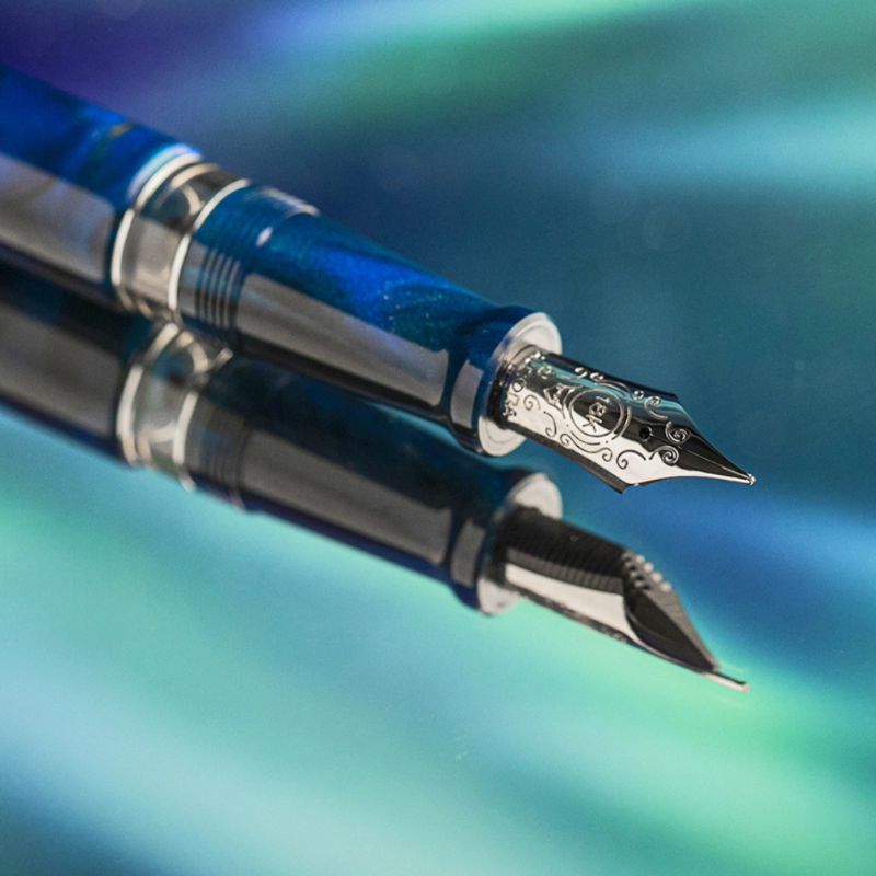 最終値下げ 新品未使用 アウロラ万年筆 限定88 URANO ウラノ 字幅B 最終値下げ 新品未使用 アウロラ万年筆 限定88 URANO ウラノ 字幅B