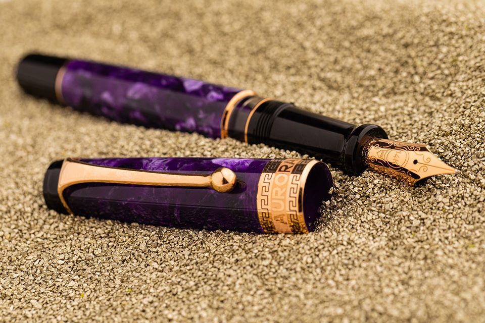 アウロラ オプティマ ヴィオラ 万年筆 Aurora Optima 996-VL Violet Fountain Pen 《送料無料》