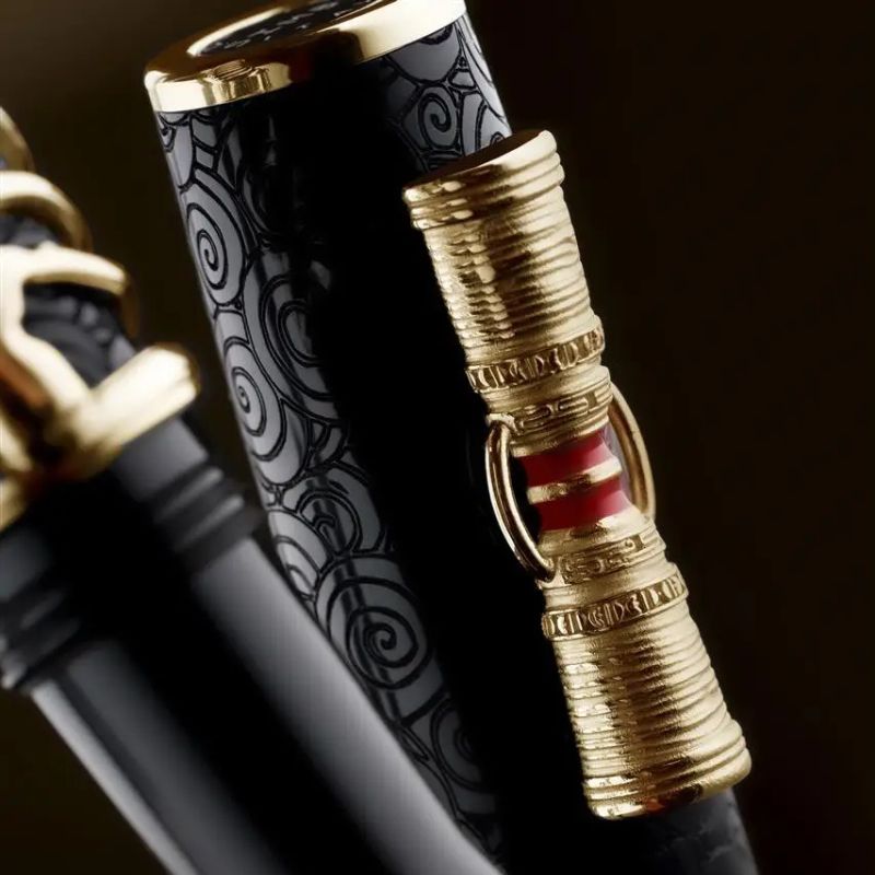 デルタ　限定生産品　 少数民族シリーズ　シンブ　万年筆　ヴェルメイユ