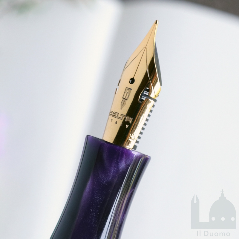 デルタ　ライトバランス　ヴァイオレット　万年筆