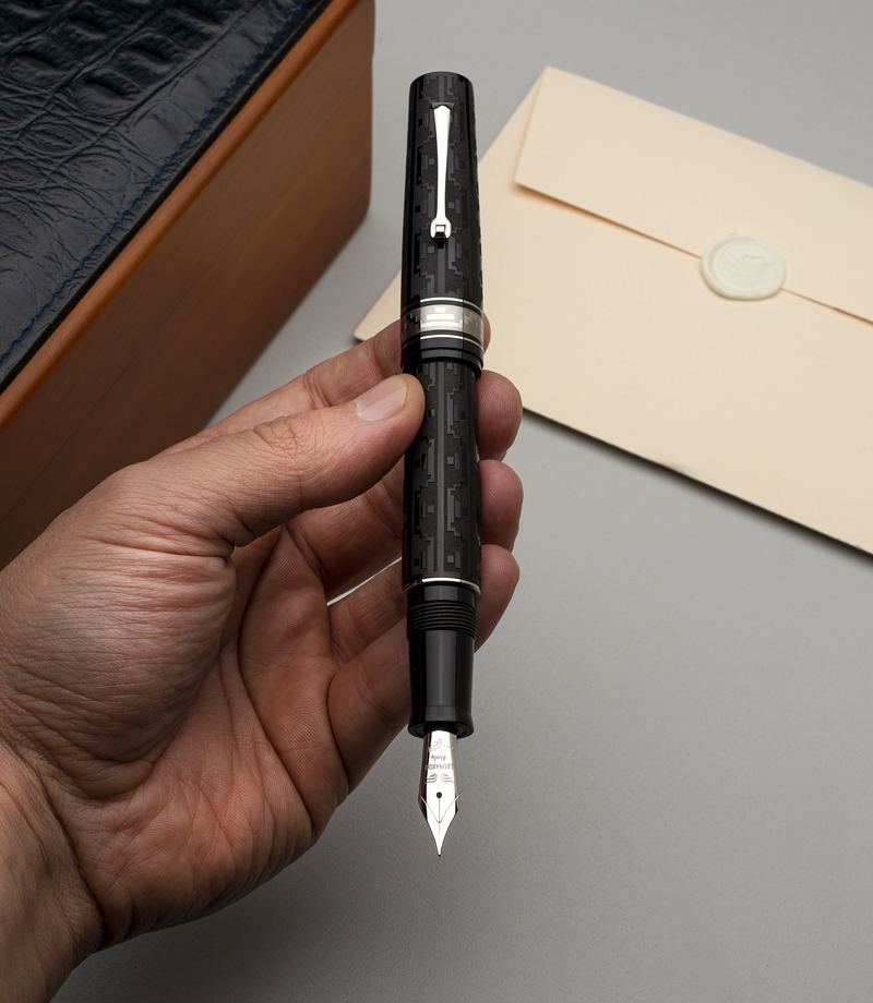 レオナルド 限定生産品 モーメントゼログランデ アールデコ ディープブラック 万年筆