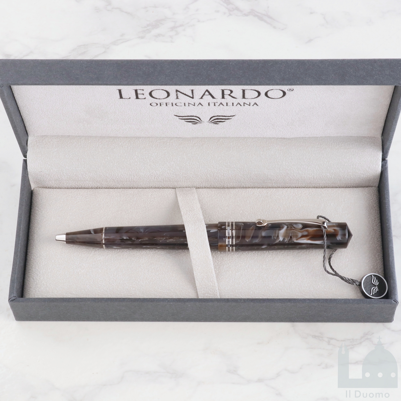 正真正銘本物　ホヘンベルギア　ダンクローン　美品 2025年最新】ホヘンベルギアの人気アイテム - メルカリ