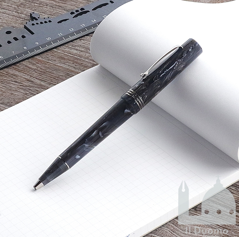 レオナルド モーメントゼロ ホルン ボールペン（ゴールド/パラジウム