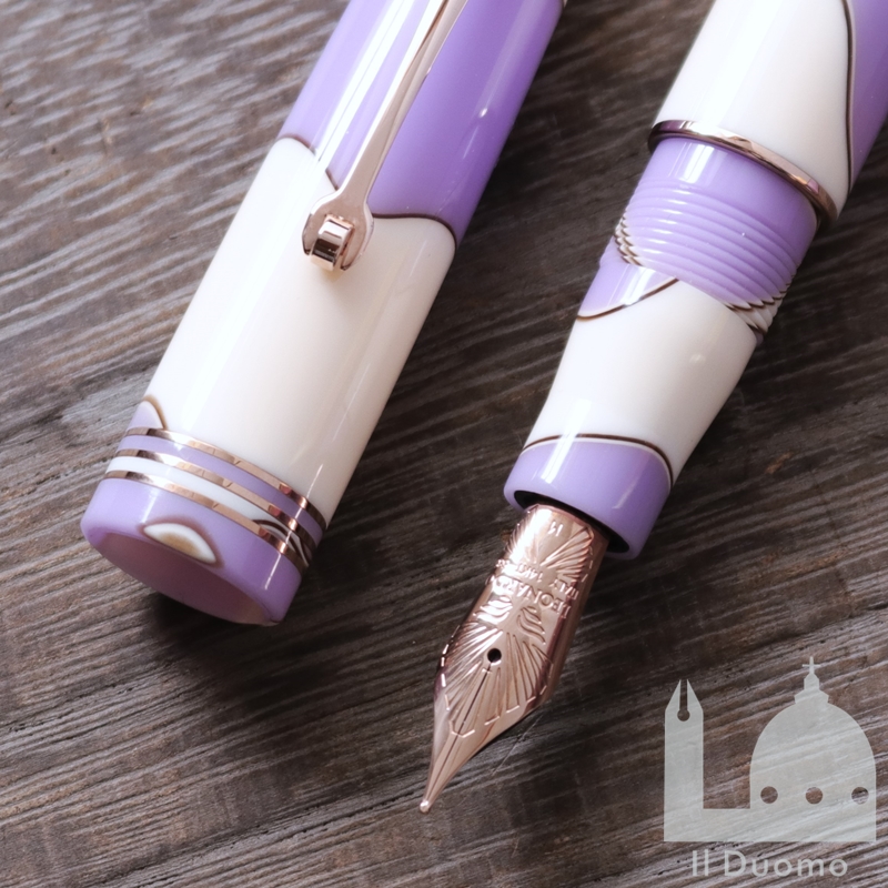 レオナルド　モーメントゼロ　ヌヴォラ　ライラック　万年筆