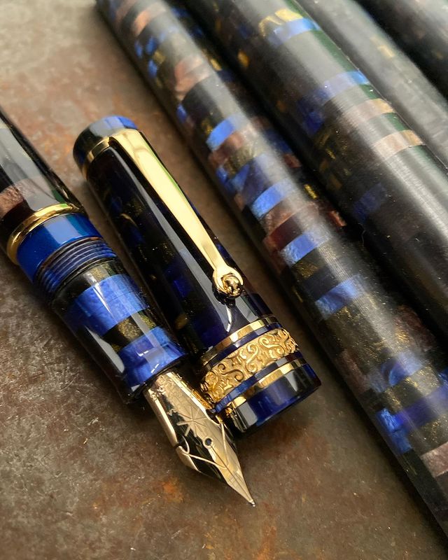 マイオーラ 限定生産品 アルファ K オロブル 万年筆