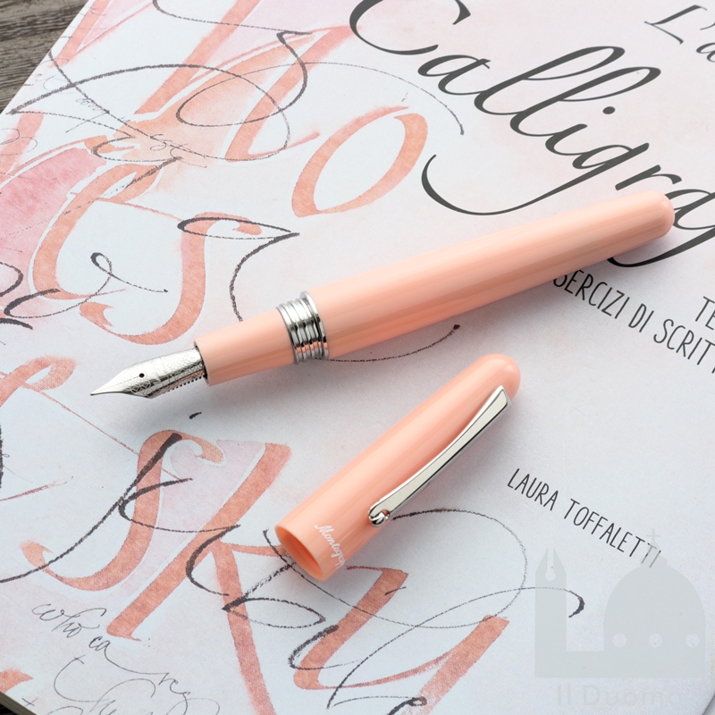 モンテグラッパ　エルモ01　ピーチファズ　万年筆