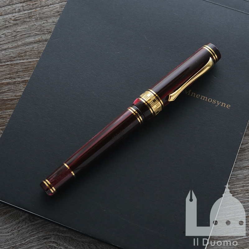 ネットゥーノ 1911　限定生産品　スペルバ　ルビー　万年筆