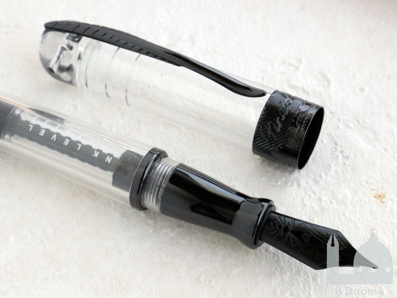 ピナイダー アバターUR デモブラック クリア 万年筆 Pineider Avatar UR Demo Black Clear Fountainpen