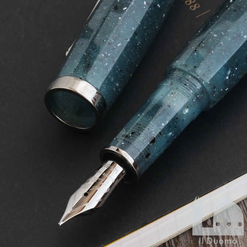 スクリーボ 限定生産品 フィール アルトレ・ステッレ 万年筆