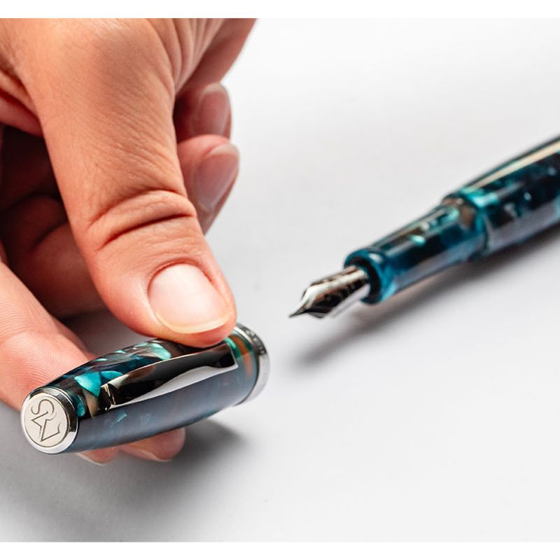 スクリーボ 限定生産品 ラ・ドッタ マヌ・スクリーベレ 万年筆