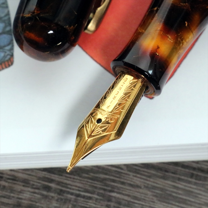 スティピュラ エトルリア マグニフィカ ミエレセルバーティコ ゴールドトリム 万年筆 Stipula Etruria Magnifica Miele Selvatico Fountain Pen 《送料無料》