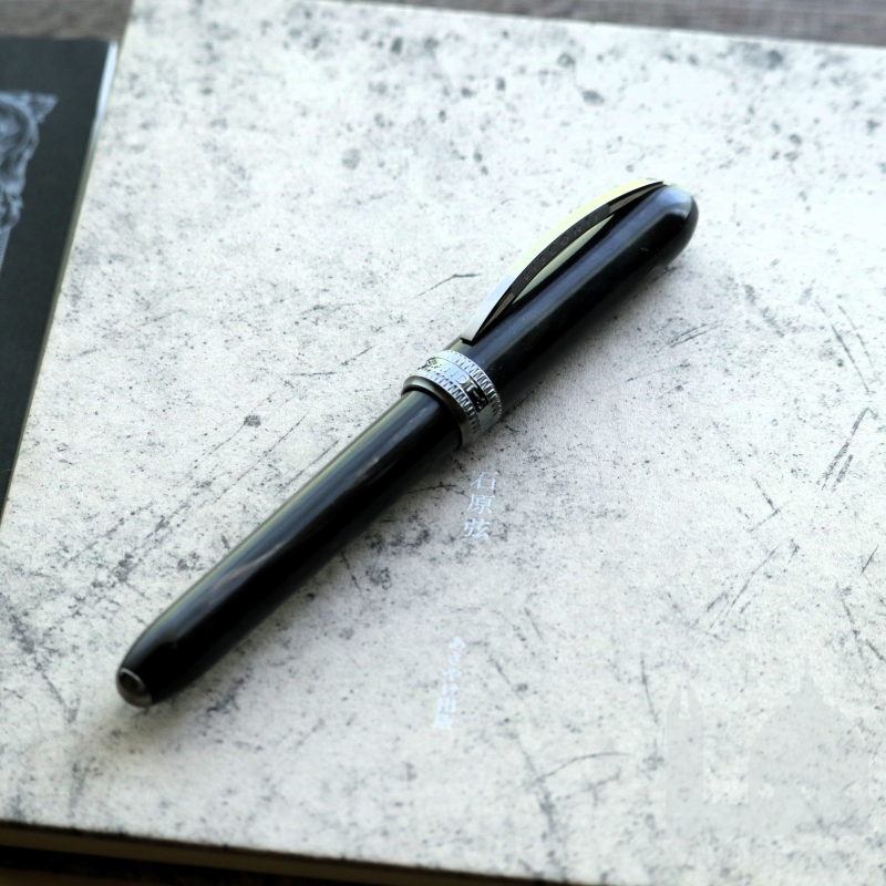 オンライン限定商品 VISCONTI Rembrandt BLACK（万年筆/ミディアム